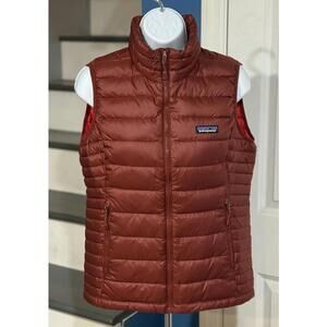 Women's Size Small Patagonia Goose Down Sweater Burgundy Puffer Vest Full Zip